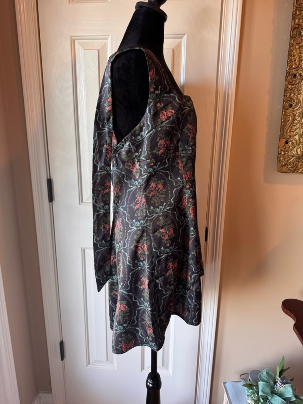 Urban Outfitters Floral Satin Mini Dress with Double Bow Back- szX-Large -NWT - Picture 5 of 14